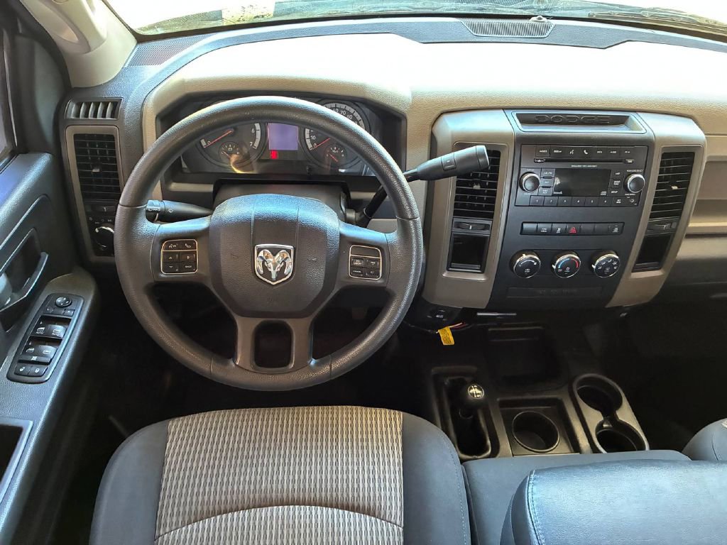 Used 2012 RAM 2500 ST w/ Chrome Appearance Group image 18
