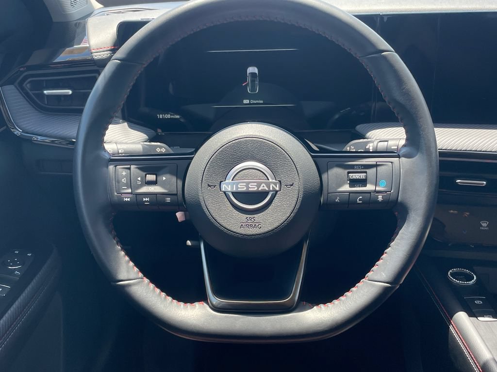 Certified 2025 Nissan Kicks SR FWD image 14