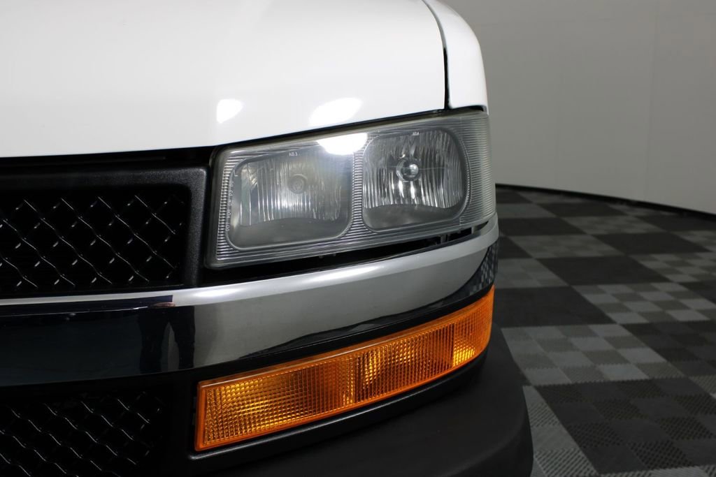 Used 2016 Chevrolet Express 3500 LT w/ LT Preferred Equipment Group image 3