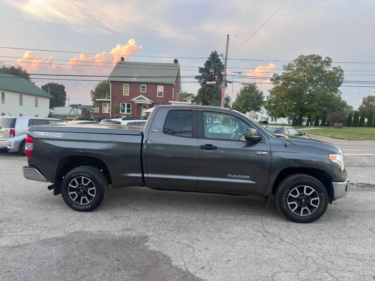 Used 2014 Toyota Tundra SR5 w/ TRD Off Road Package AWD/4WD image 4