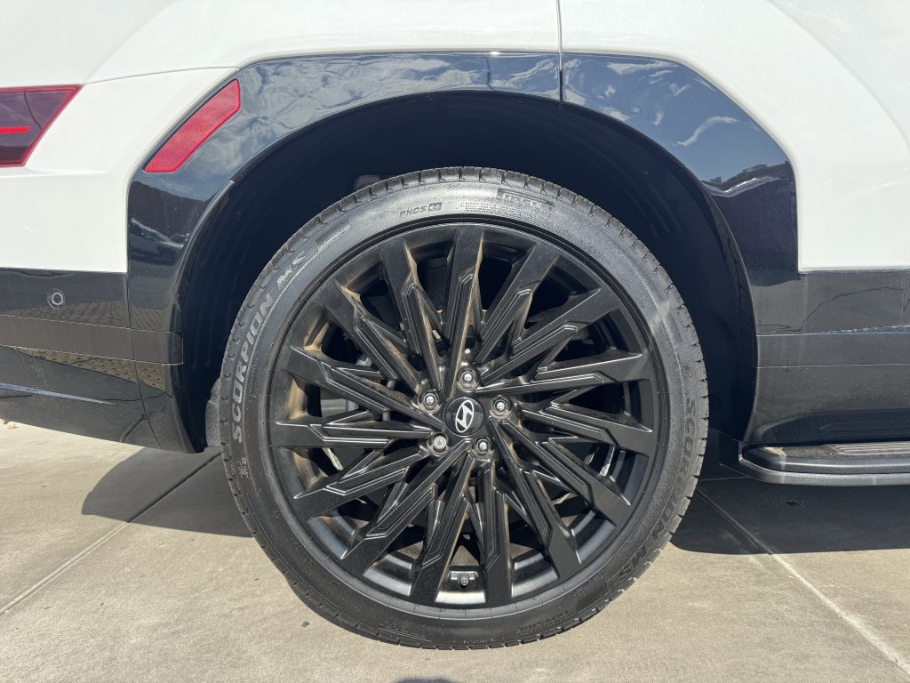 Used 2024 Hyundai Santa Fe Calligraphy image 15