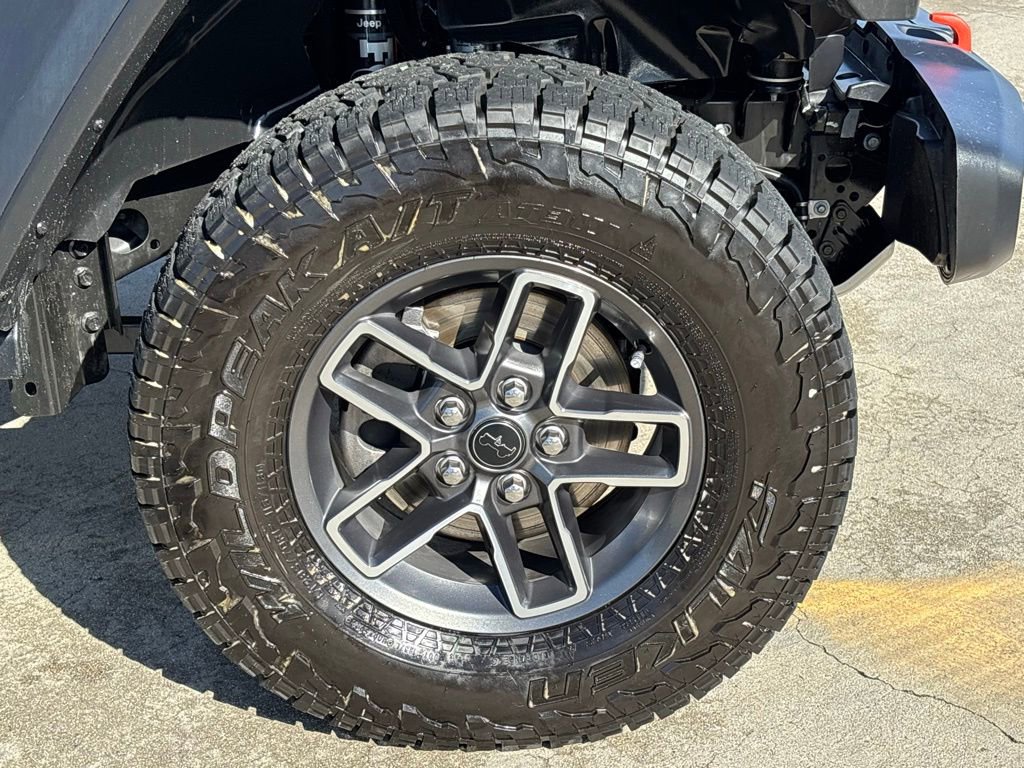 Used 2024 Jeep Gladiator Mojave w/ Technology Group image 29