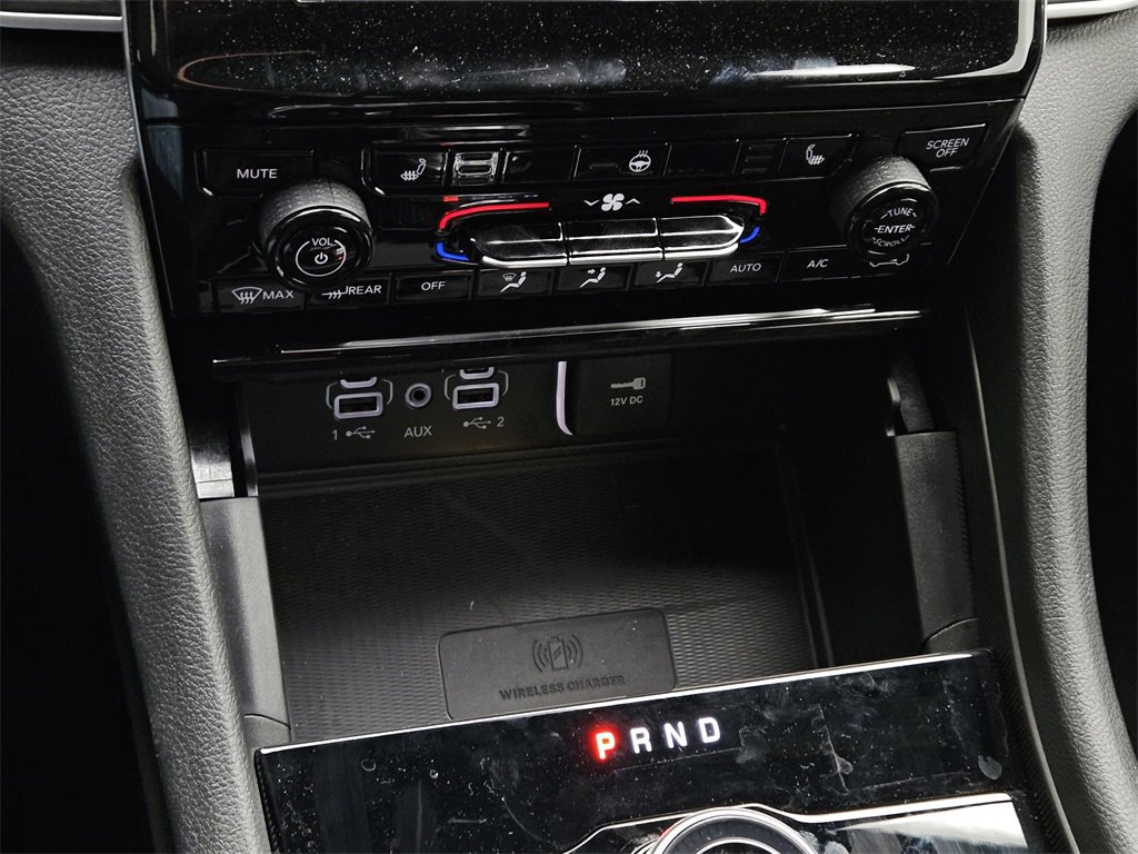 New 2025 Jeep Grand Cherokee Altitude image 20