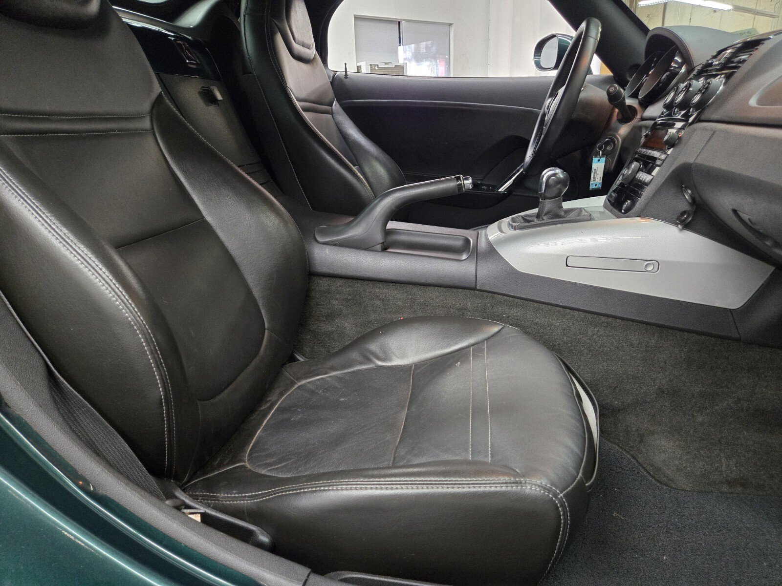 Used 2009 Saturn Sky w/ Premium Trim Package RWD image 8