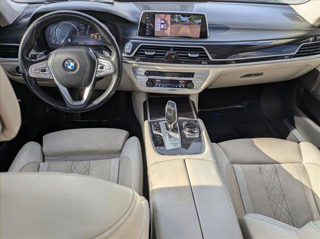 Used 2016 BMW 750Li xDrive AWD/4WD image 17