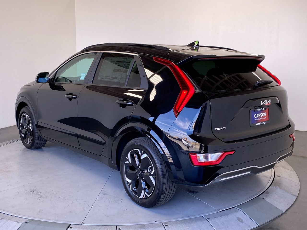 New 2026 Kia Niro Wind FWD image 3