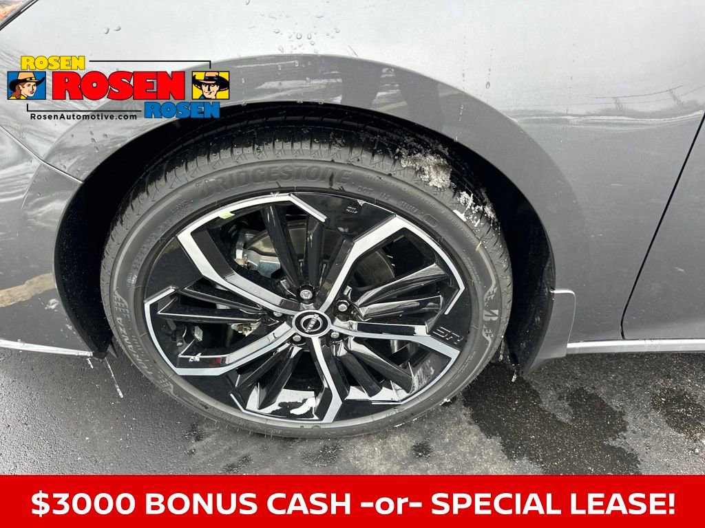 New 2025 Nissan Altima 2.5 SR w/ SR Premium Package image 36