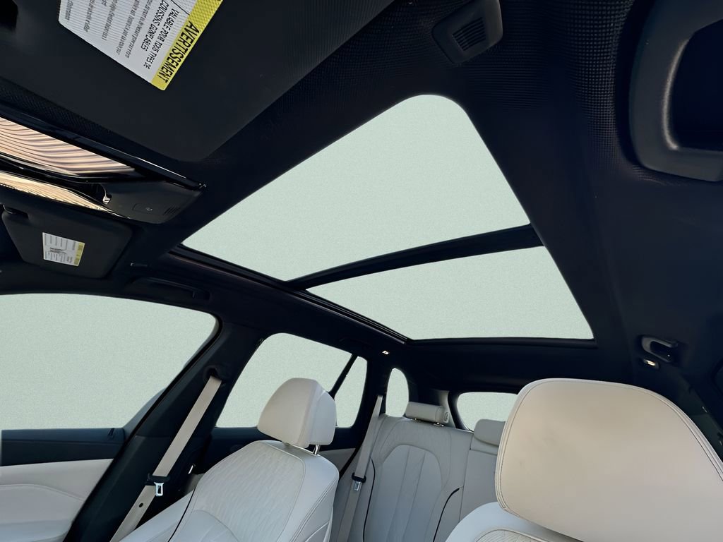 Used 2022 BMW X5 M50i image 26