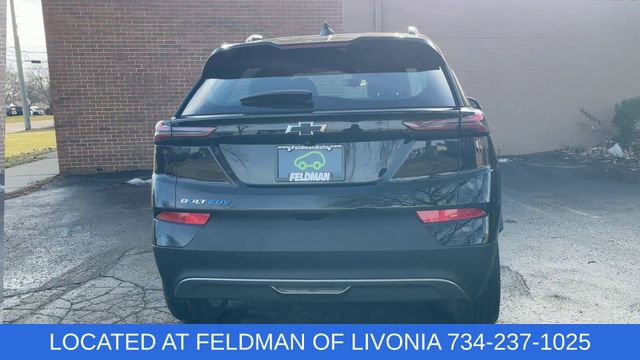 Used 2023 Chevrolet Bolt EUV LT w/ Comfort Package image 7