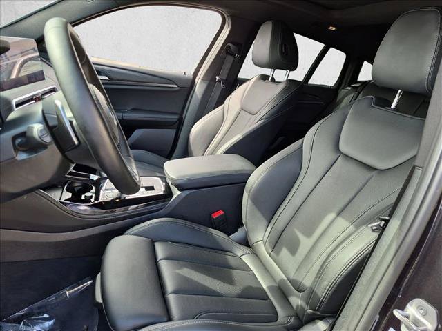 Certified 2023 BMW X4 xDrive30i w/ M Sport Package AWD/4WD image 16