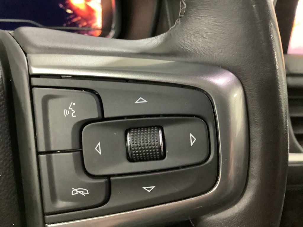 Used 2022 Chevrolet Tahoe LT w/ LT Signature Package image 12