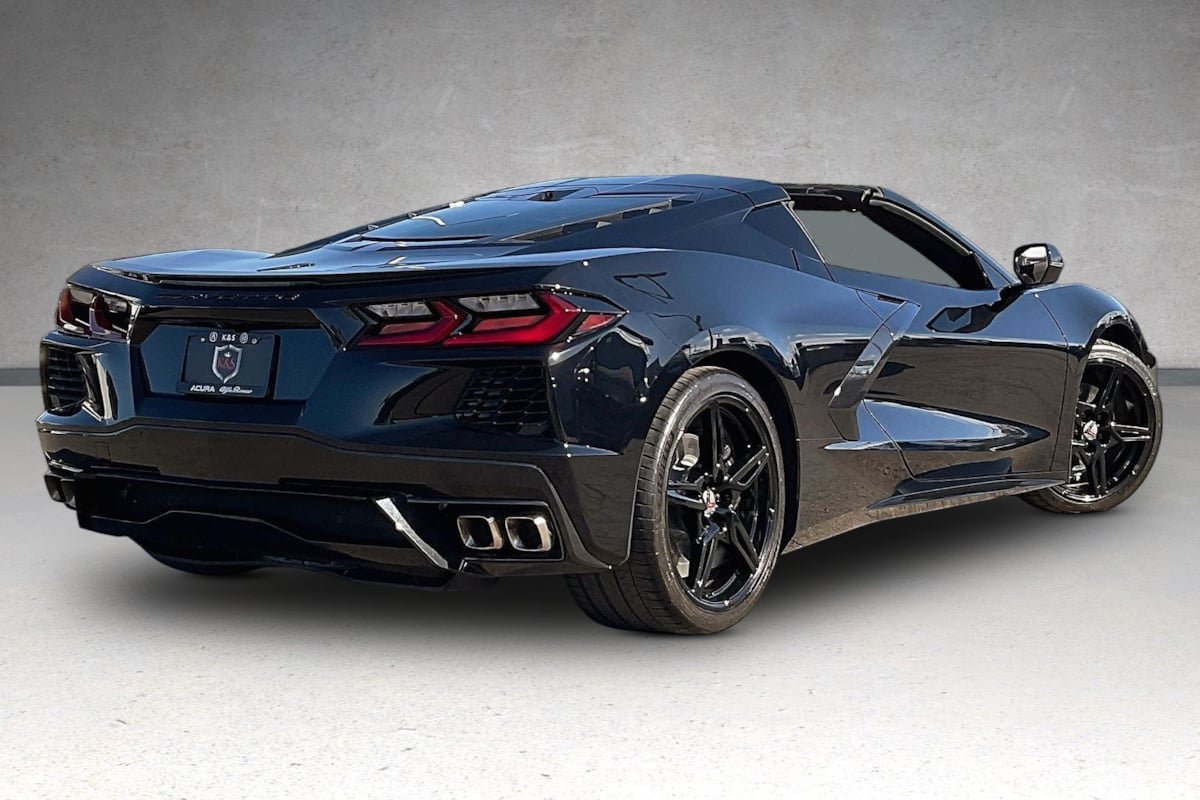 Used 2024 Chevrolet Corvette Stingray Preferred Cpe w/ 2LT RWD image 32