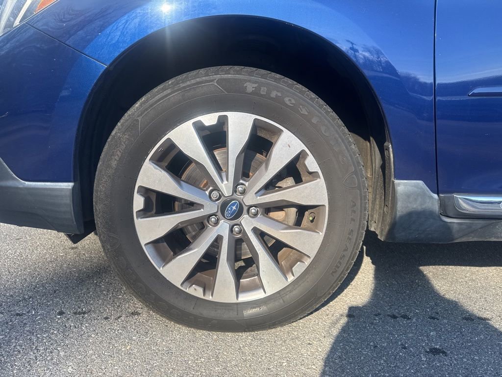 Used 2017 Subaru Outback 2.5i Touring image 16