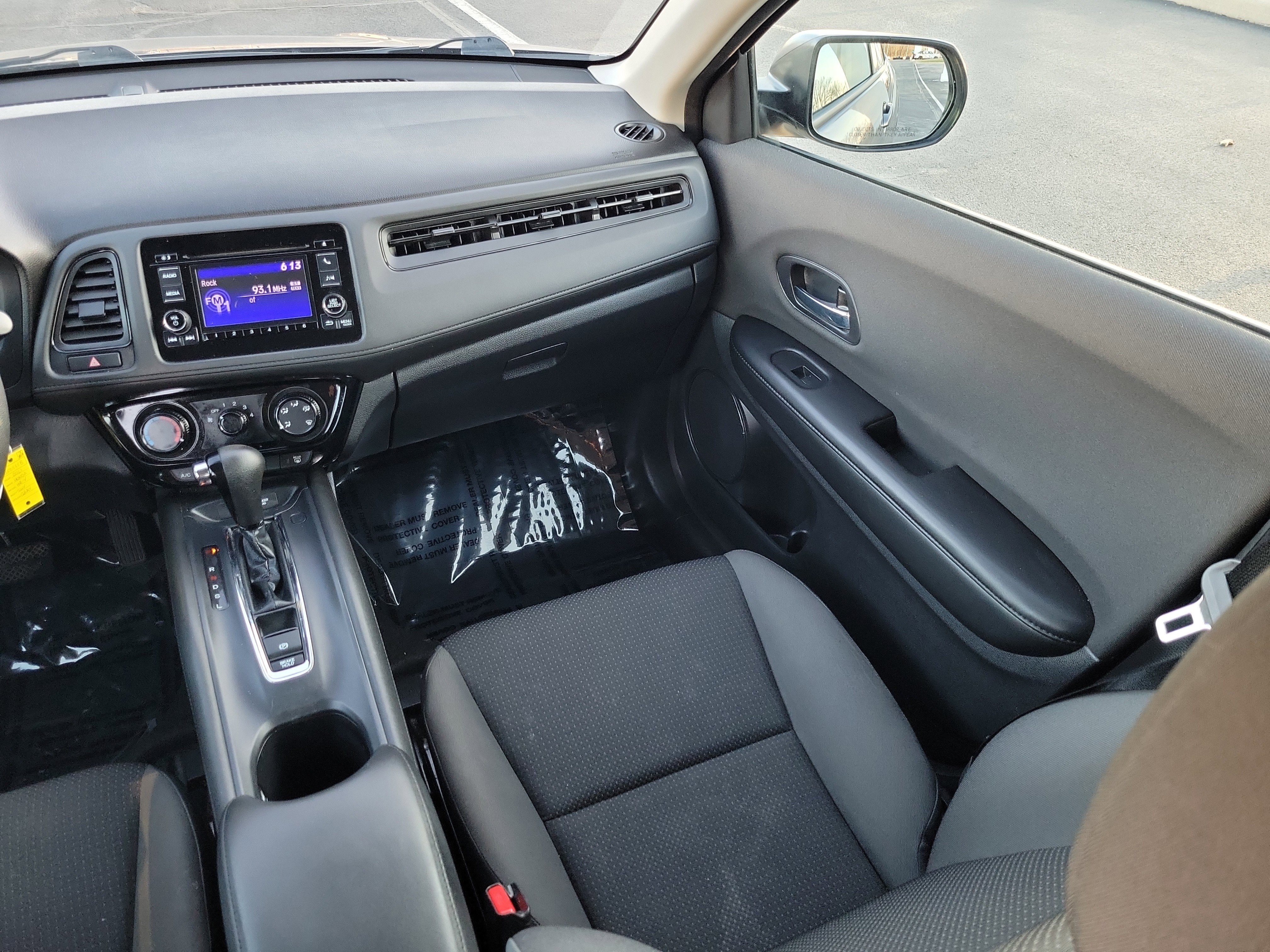 Used 2021 Honda HR-V LX image 15