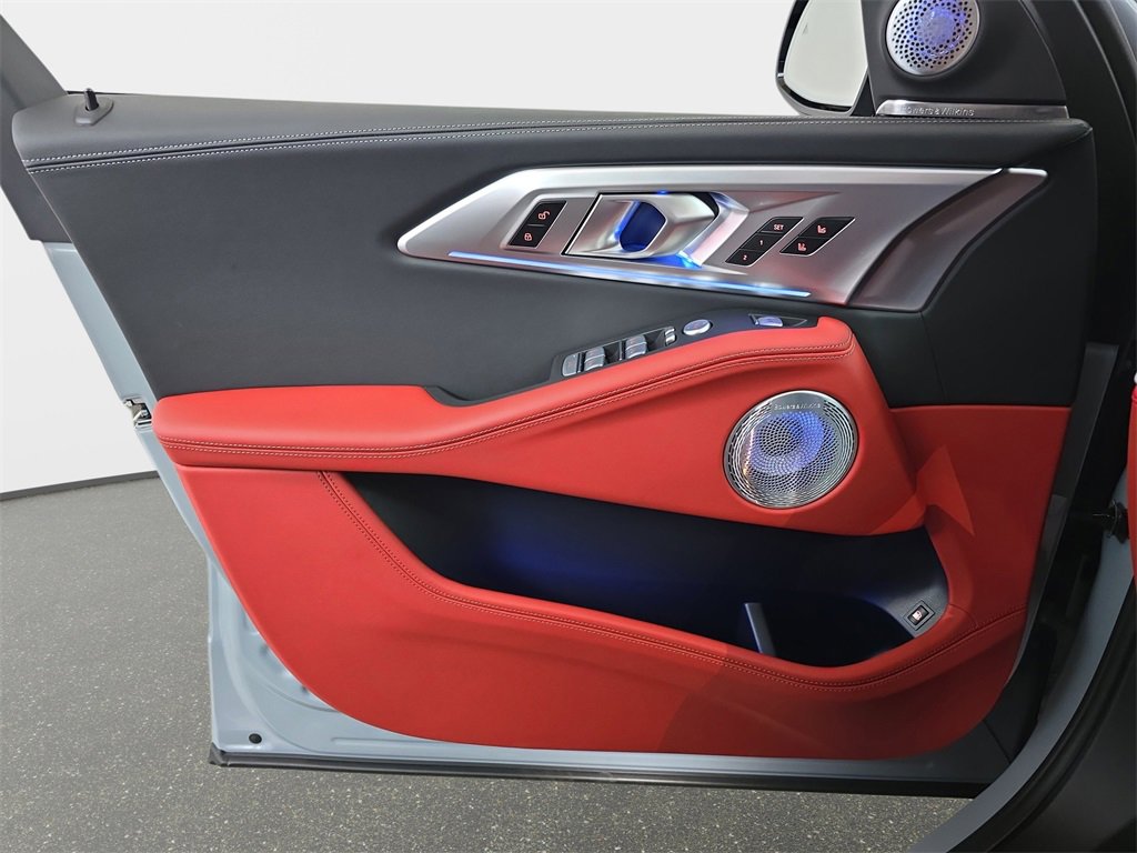 New 2026 BMW XM Label Red image 27