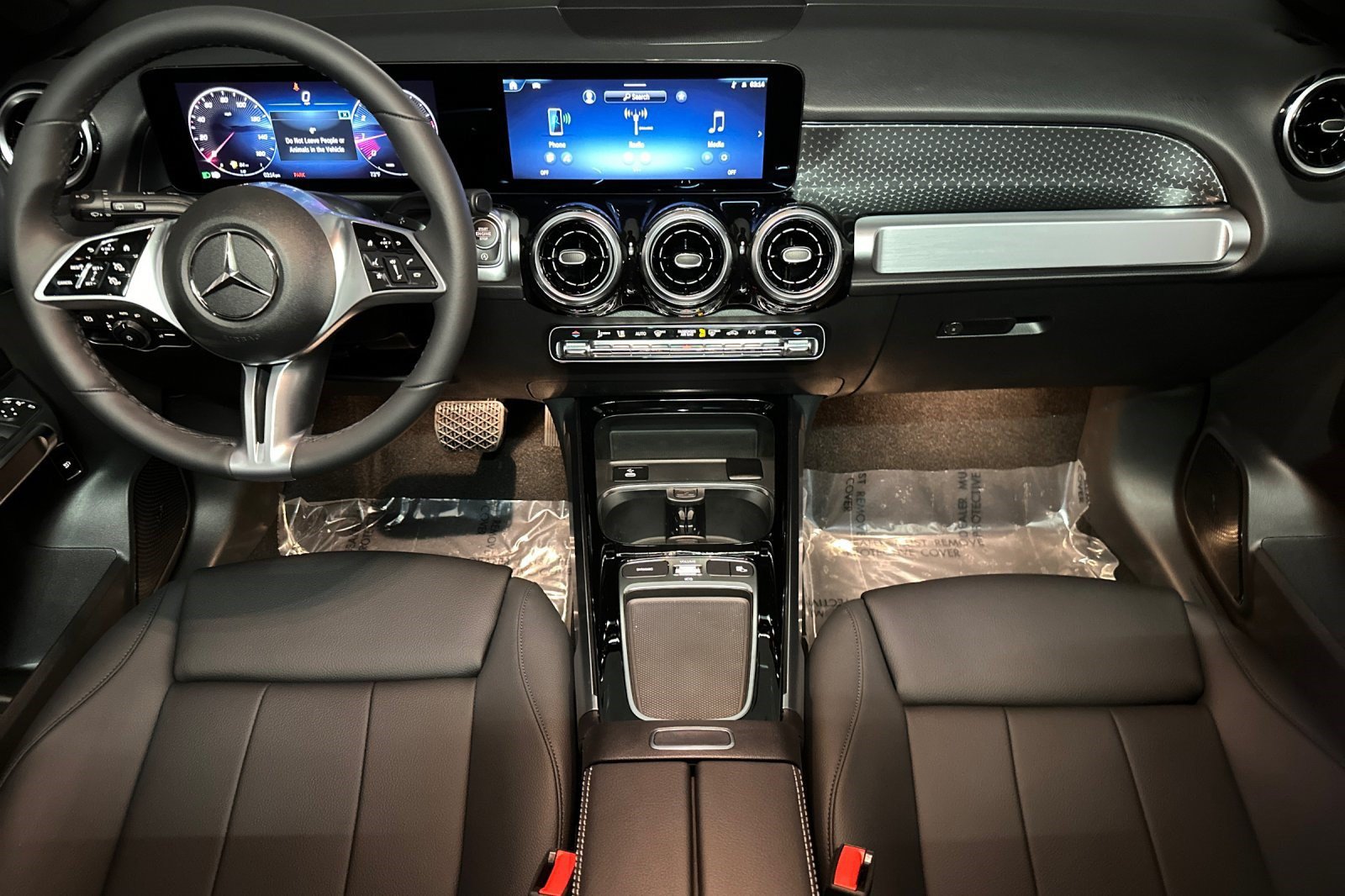 New 2026 Mercedes-Benz GLB 250 image 14