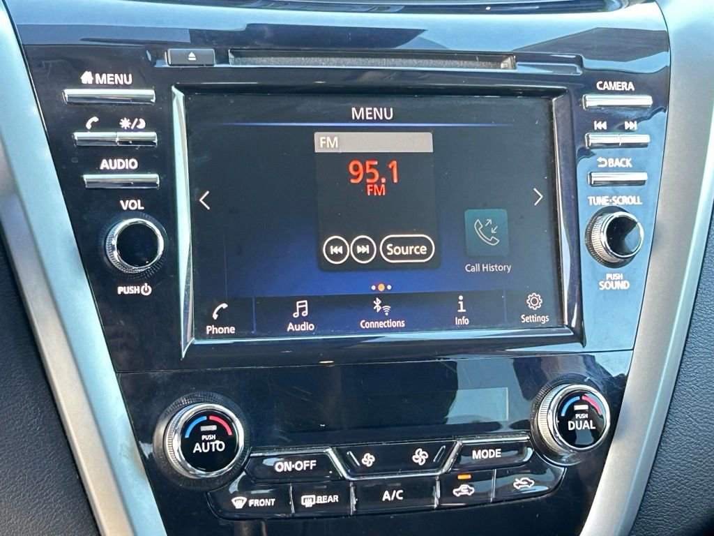 Used 2023 Nissan Murano S image 21