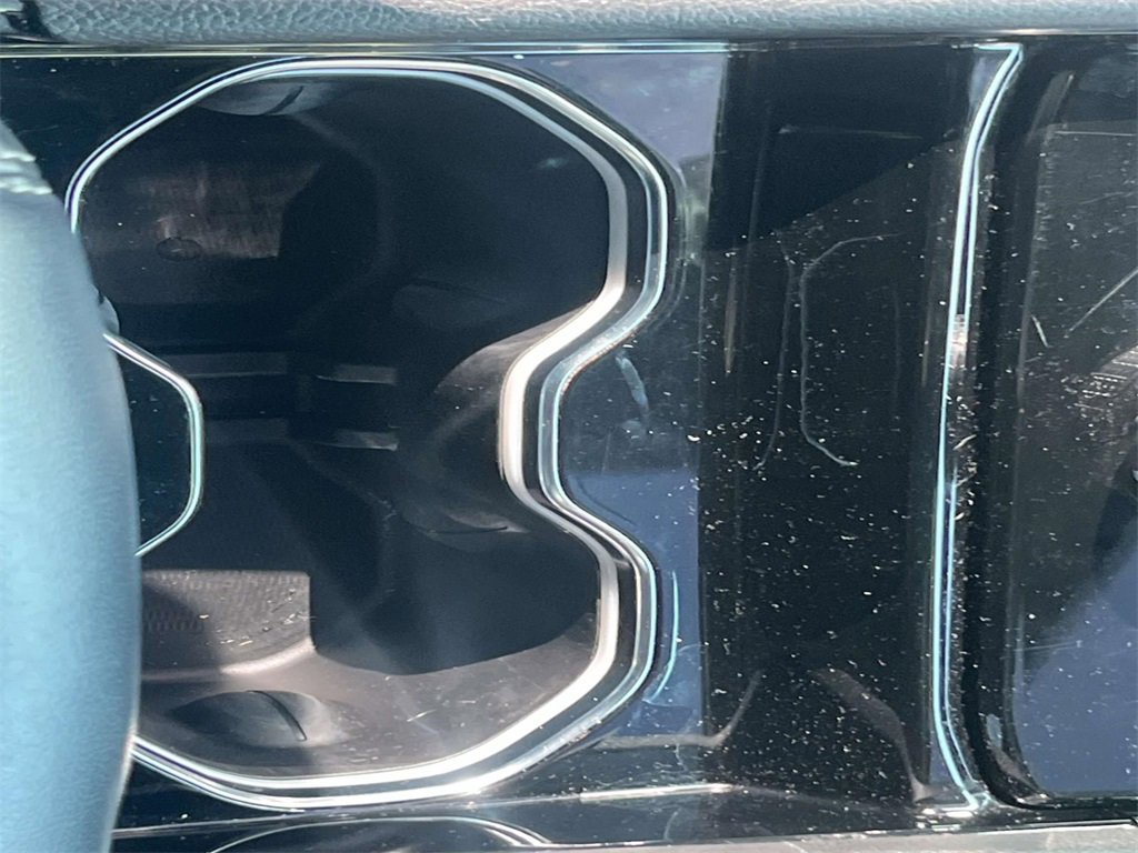 Used 2023 Jeep Grand Cherokee Altitude image 21