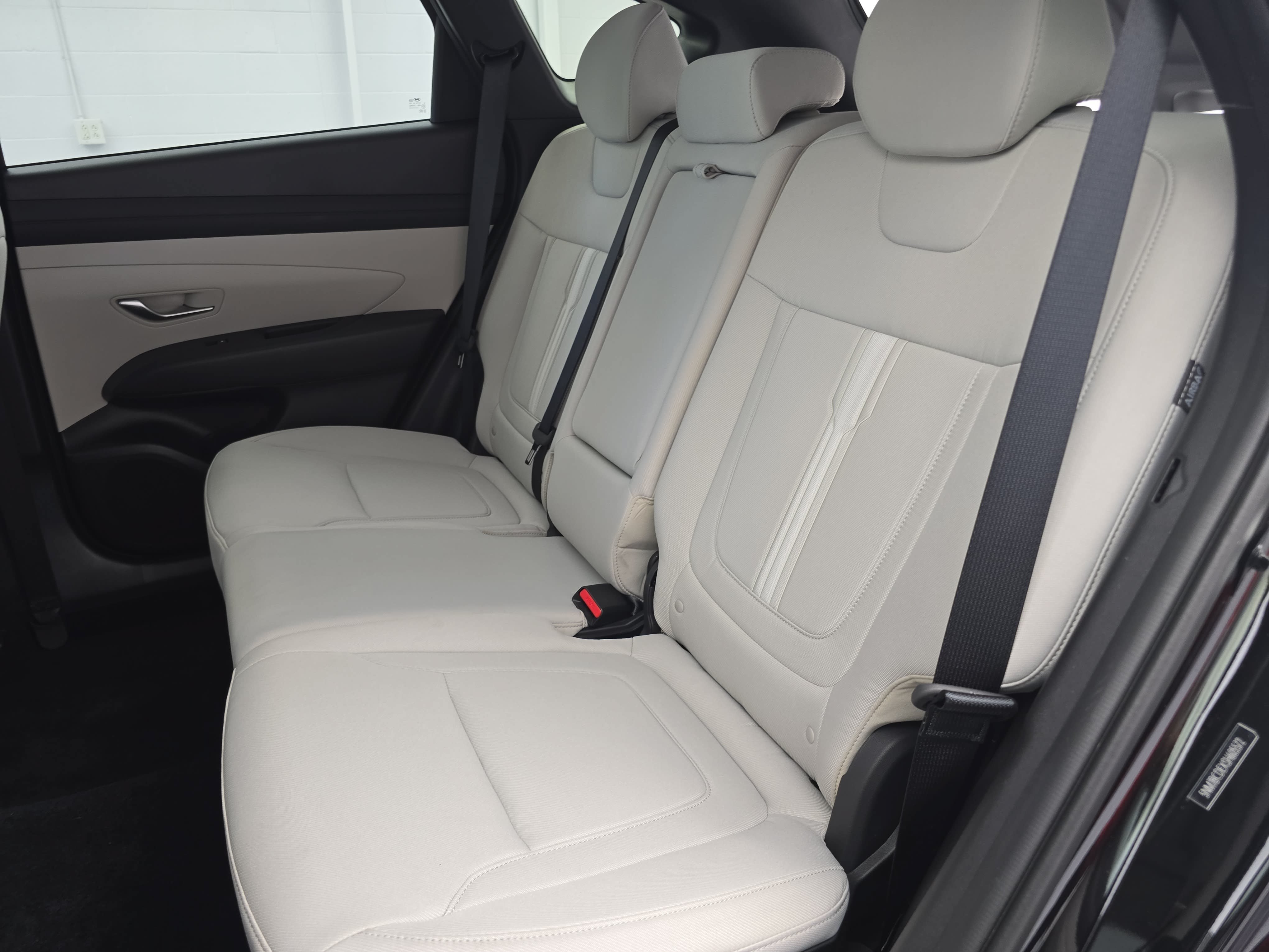 Used 2025 Hyundai Tucson SEL AWD/4WD image 14
