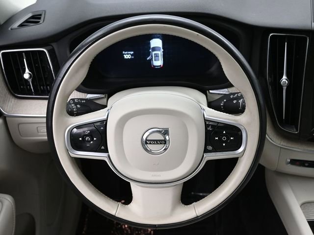Used 2023 Volvo XC60 B5 Plus w/ Protection Package Premier image 22