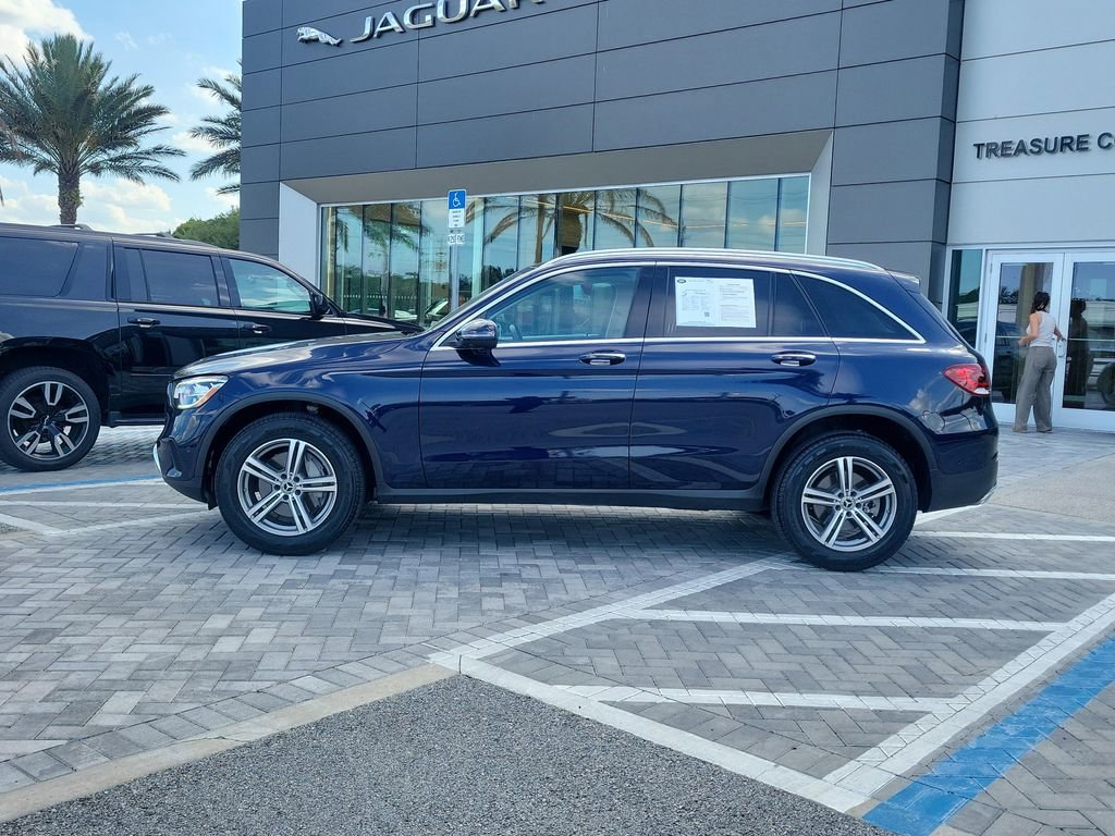 Used 2022 Mercedes-Benz GLC 300 image 2