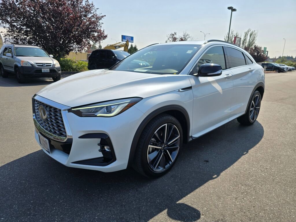Certified 2024 INFINITI QX55 Luxe image 3