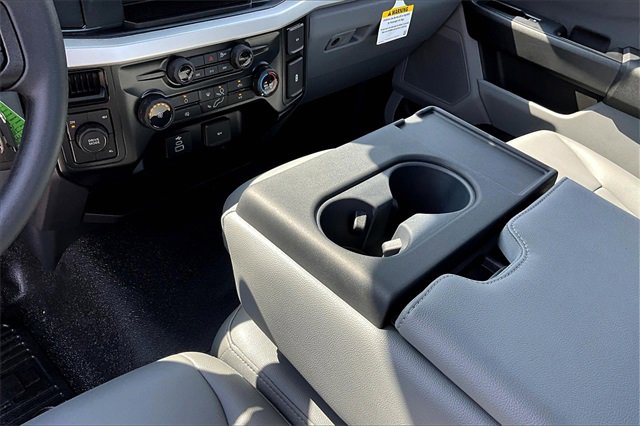 New 2025 Ford F350 XL w/ XL Chrome Package image 7