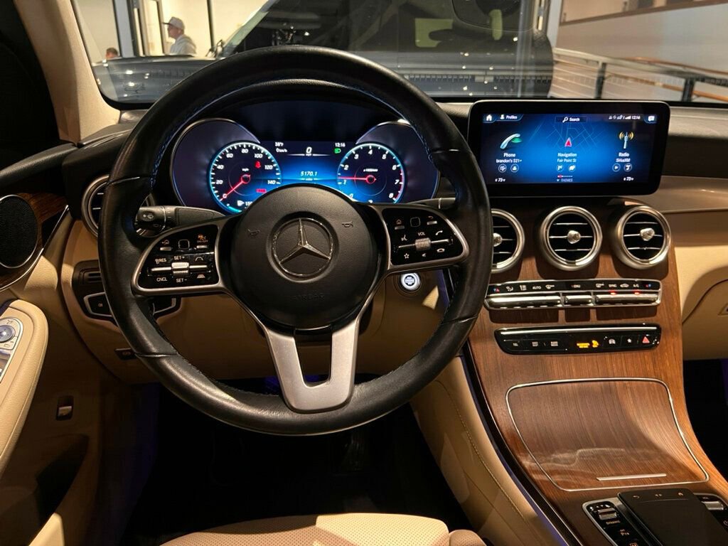 Used 2020 Mercedes-Benz GLC 300 4MATIC Coupe image 17
