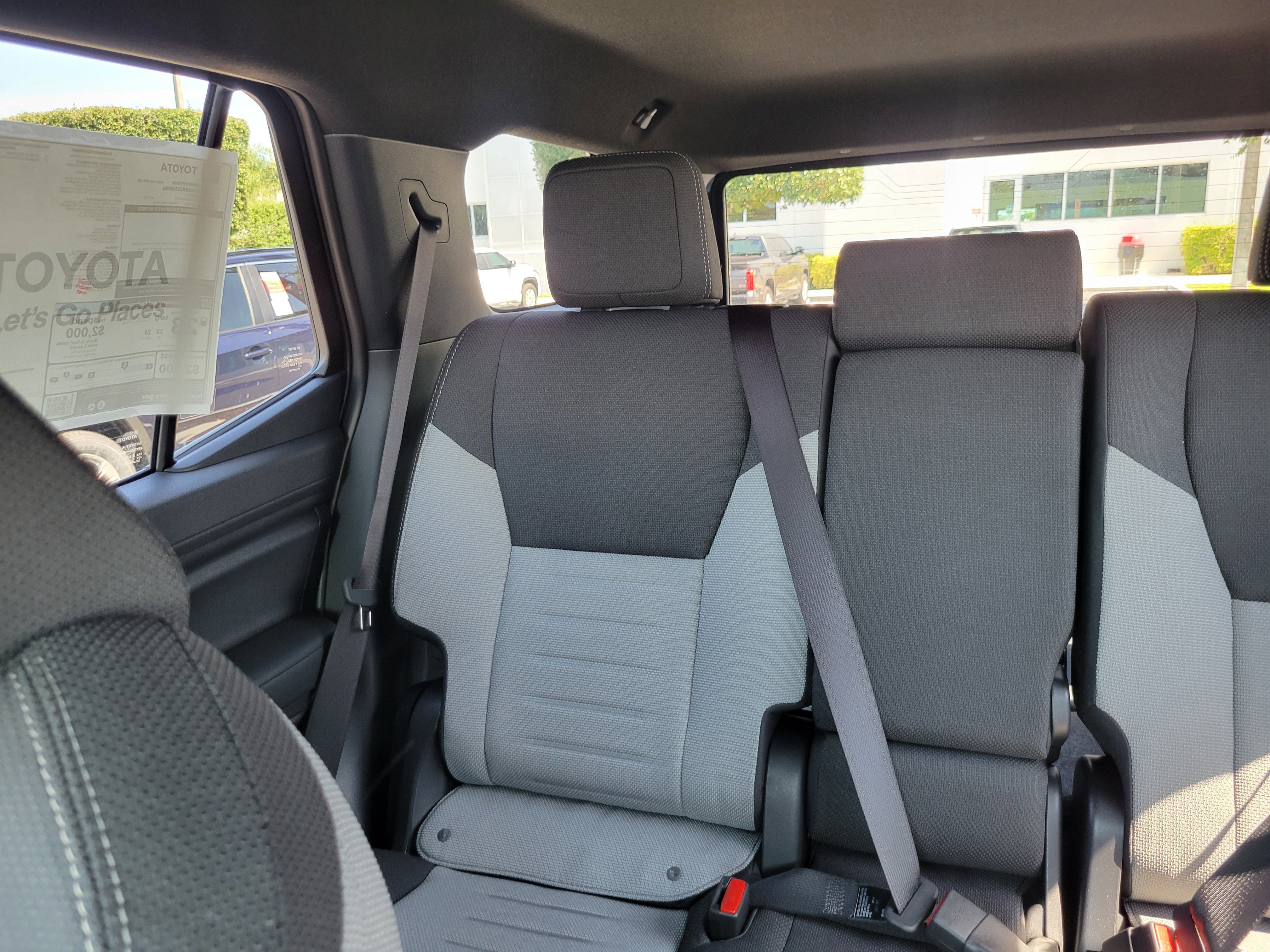 Used 2025 Toyota 4Runner 4WD image 21