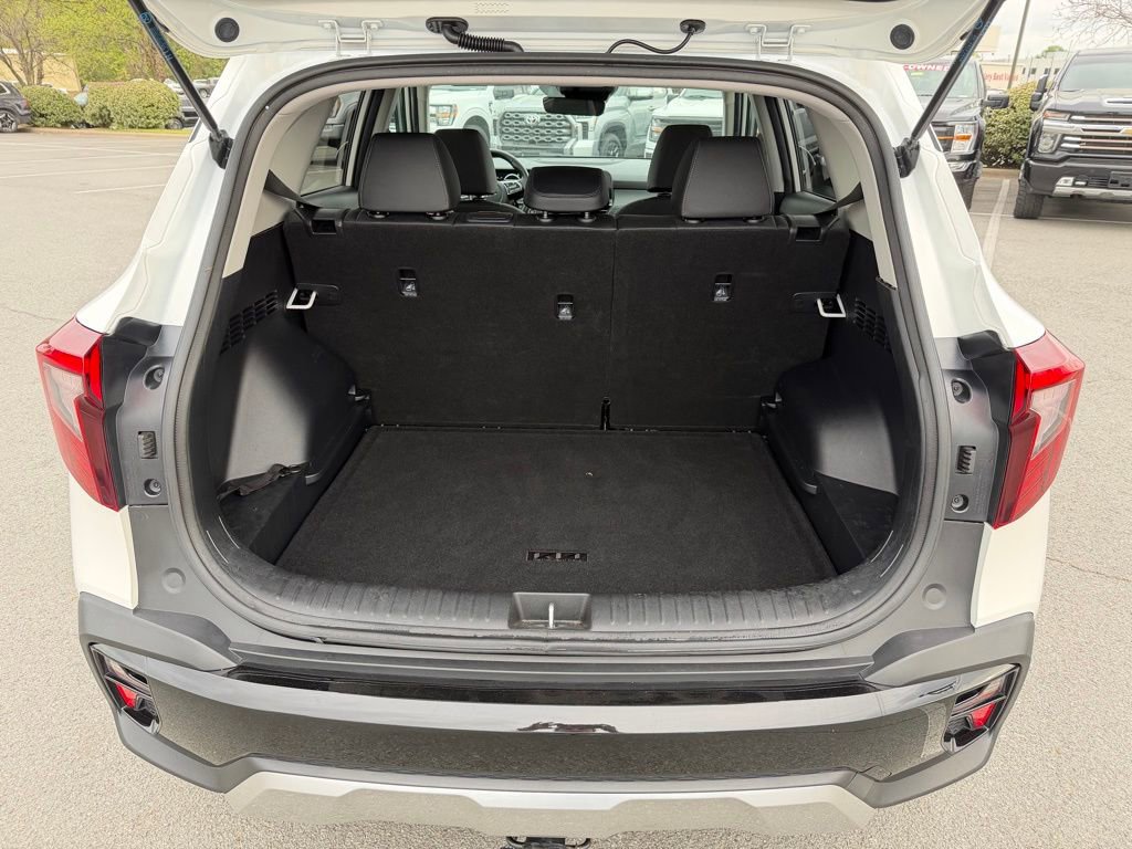 Used 2024 Kia Seltos EX image 10