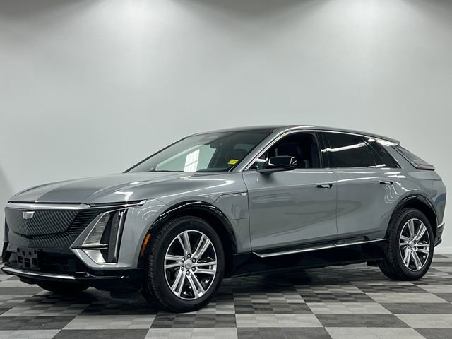 Used 2024 Cadillac Lyriq Tech RWD image 5