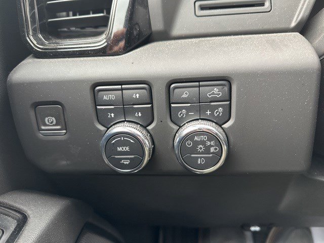 Used 2023 GMC Sierra 1500 AT4 w/ AT4 Premium Package image 25