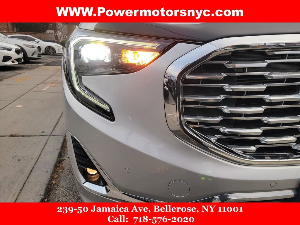 Used 2020 GMC Terrain Denali w/ Denali Premium Package image 10