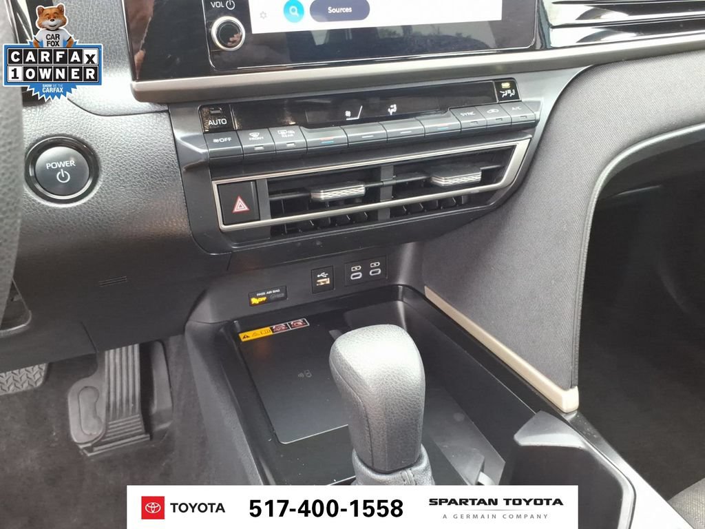 Used 2025 Toyota Camry LE FWD image 22