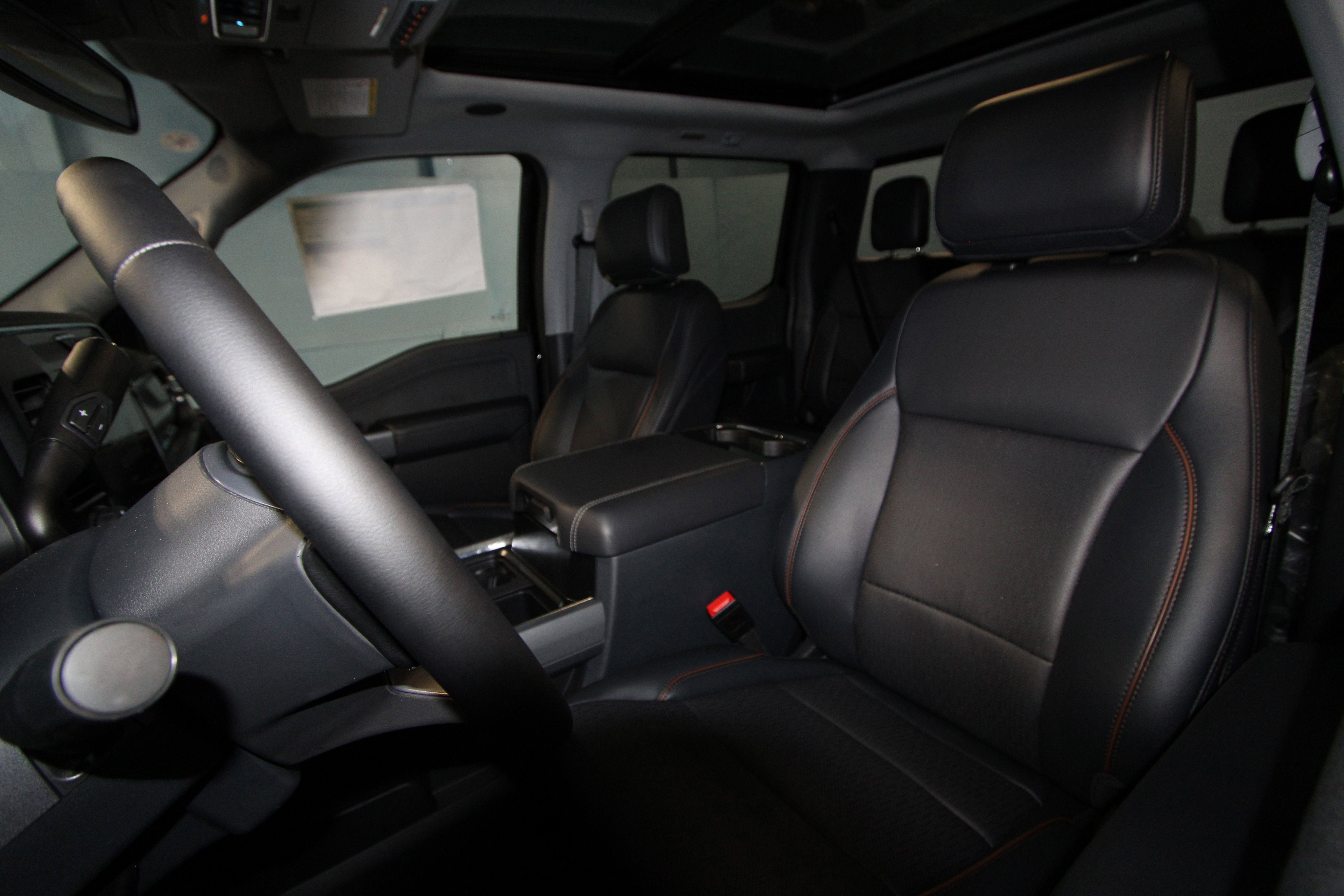 New 2025 Ford F250 Lariat w/ Lariat Ultimate Package AWD/4WD image 3