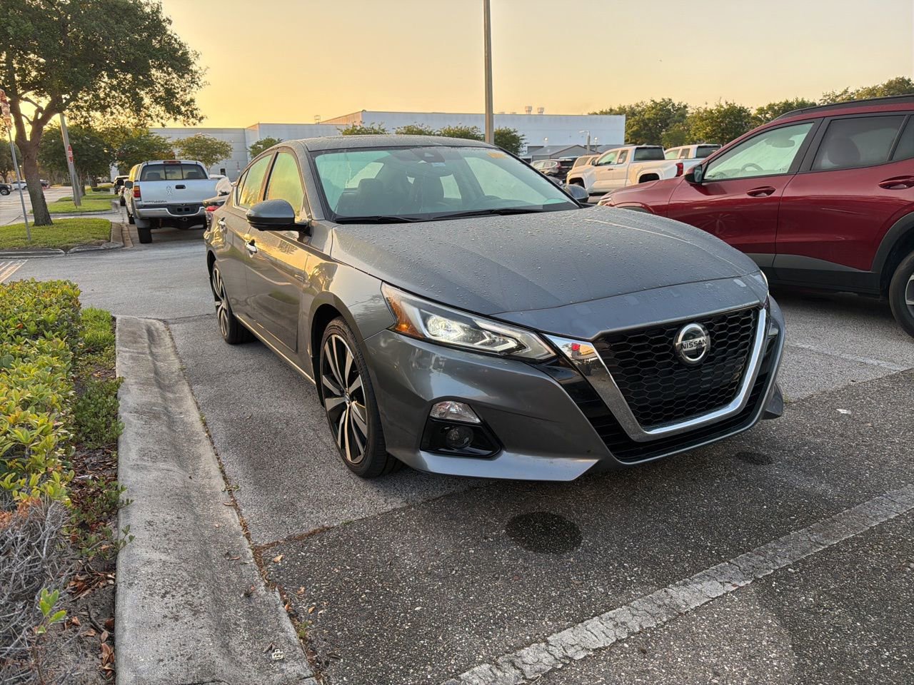 Used 2019 Nissan Altima 2.5 Platinum AWD/4WD image 5