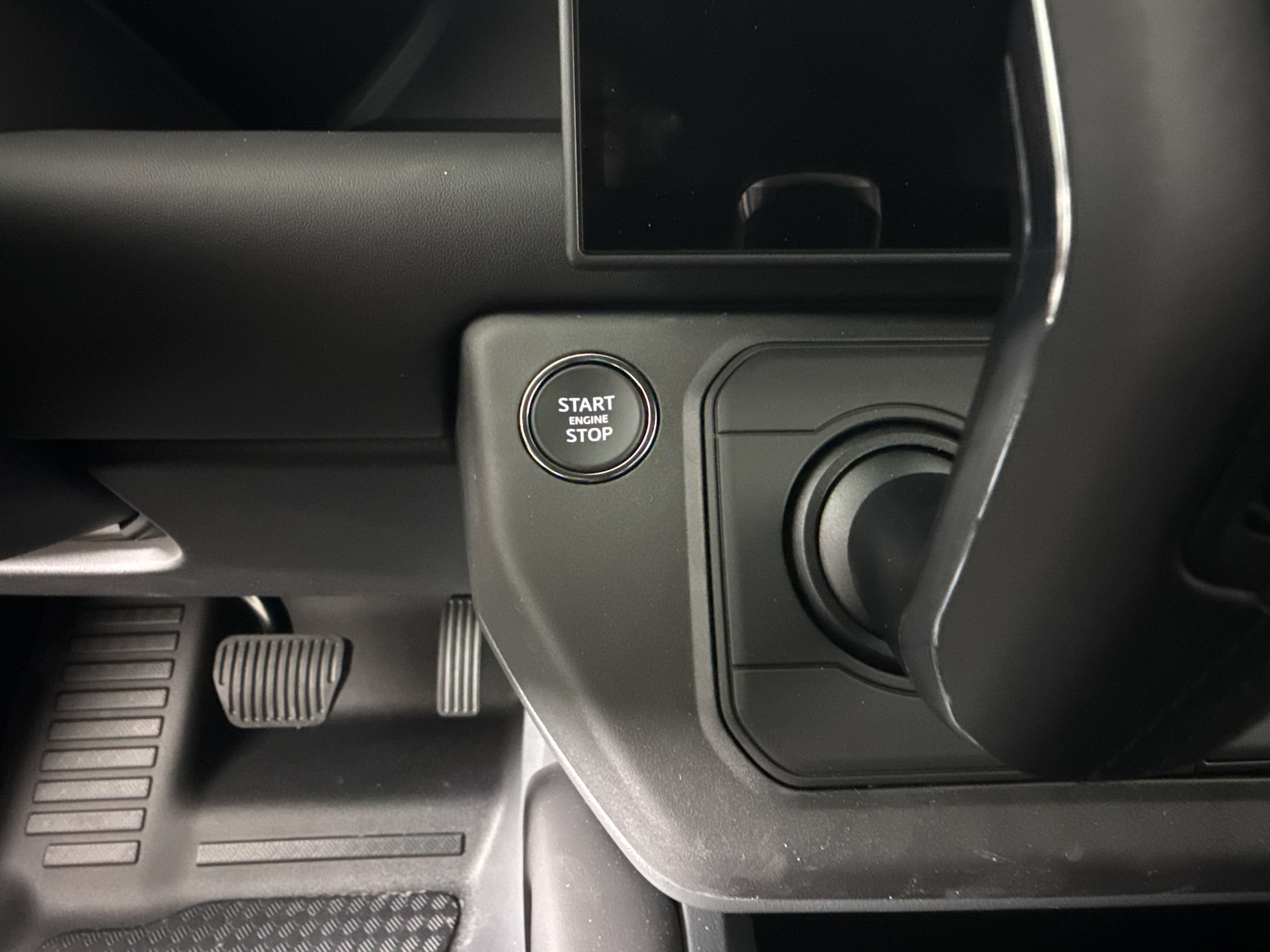 New 2026 Land Rover Defender 130 S AWD/4WD image 18
