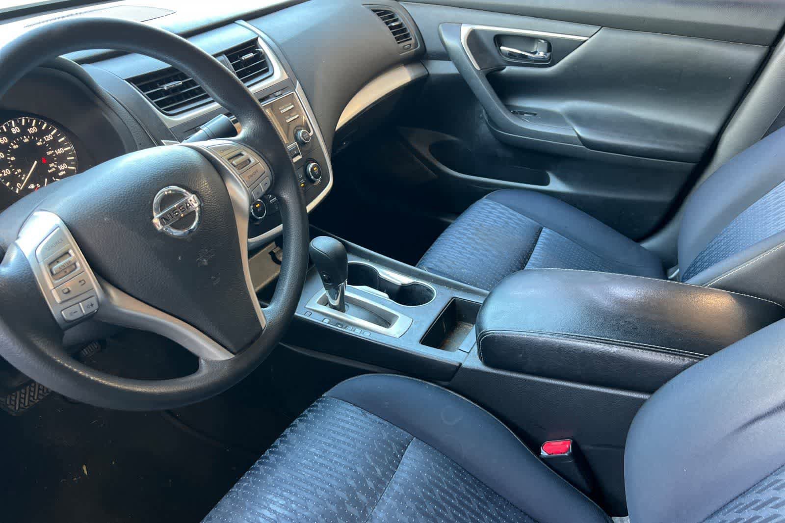 Used 2016 Nissan Altima 2.5 S w/ Power Driver Seat Package FWD image 12