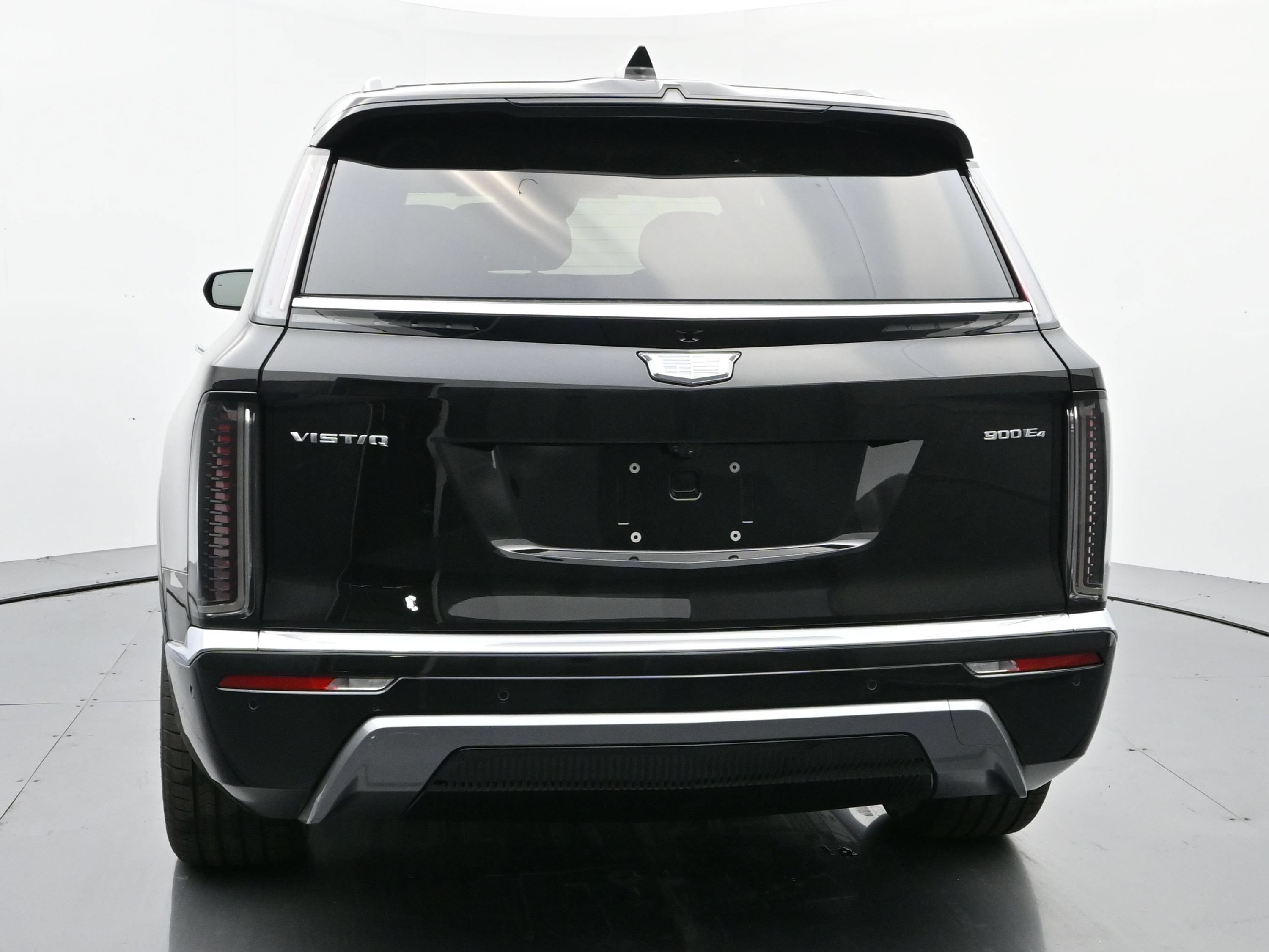 New 2026 Cadillac Vistiq Premium Luxury w/ LPO, Floor Liner Package AWD/4WD image 4
