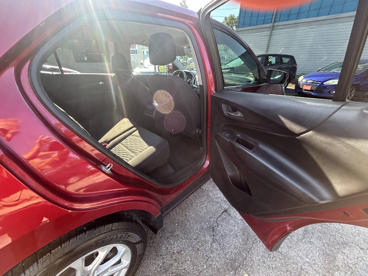 Used 2018 Chevrolet Equinox LT FWD image 8