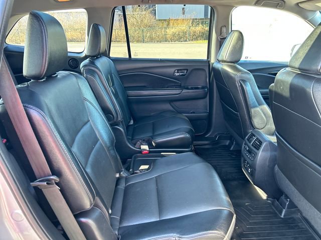 Used 2016 Honda Pilot Elite image 12