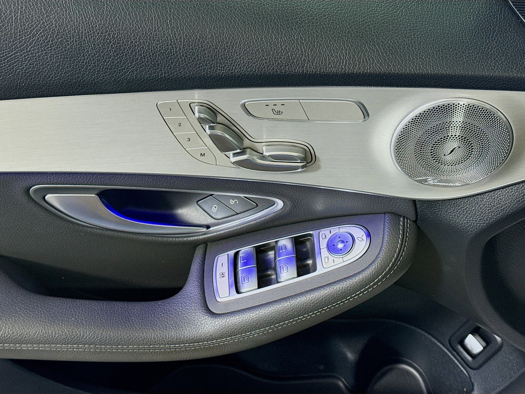 Used 2021 Mercedes-Benz C 300 Sedan w/ Premium Package image 24