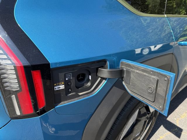 Certified 2026 Kia EV9 Wind AWD/4WD image 53