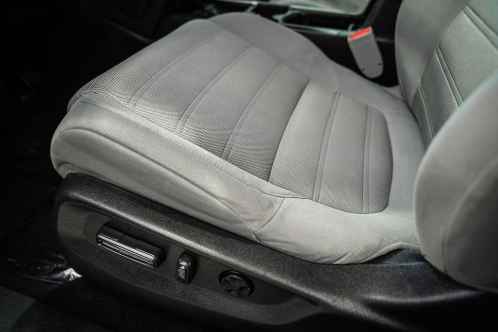 Used 2018 Honda CR-V EX image 34