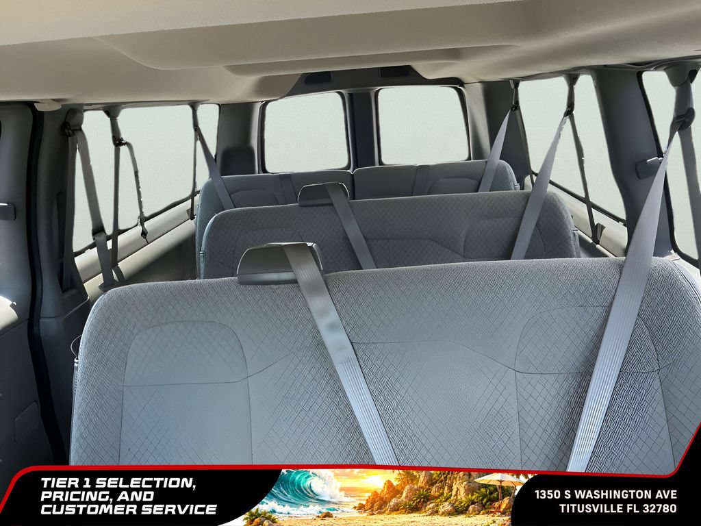 Used 2025 Chevrolet Express 3500 LT w/ LT Preferred Equipment Group RWD image 33