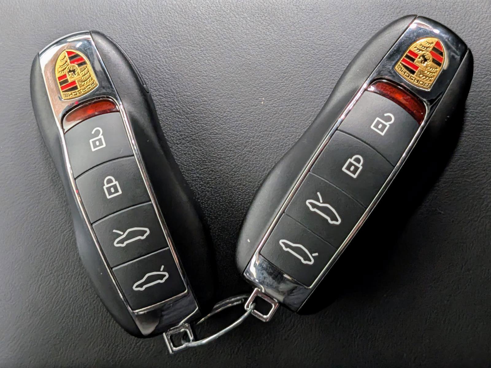 Used 2025 Porsche 718 Cayman S image 40