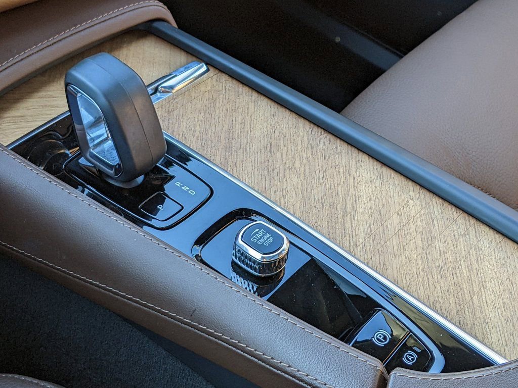 Certified 2024 Volvo XC90 T8 Plus w/ Protection Package image 20