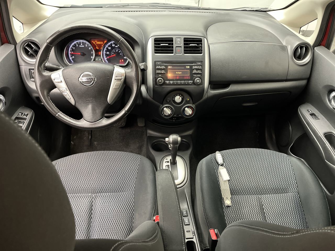 Used 2014 Nissan Versa Note SV w/ SL Package FWD image 4