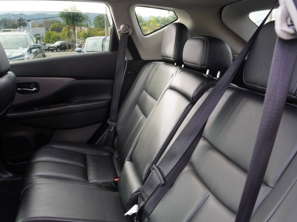 Used 2024 Nissan Murano SV w/ SV Midnight Edition Package image 15