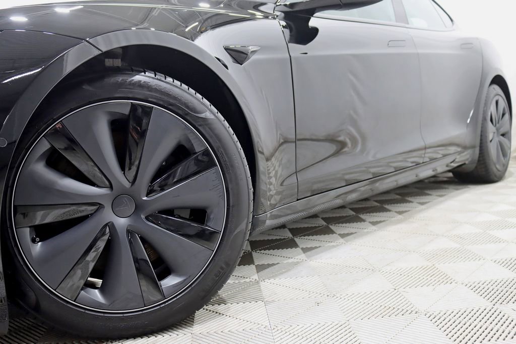 Used 2022 Tesla Model S image 4